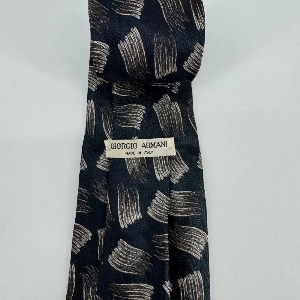Giorgio Armani Mens Silk Tie Black Silver Abstract Brushstroke Made in Italy